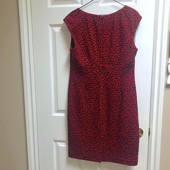 🌹🐾❤️Gorgeous Calvin Klein Red Black Textured Leopard Print Sleeveless Dress - Picture 14 of 17
